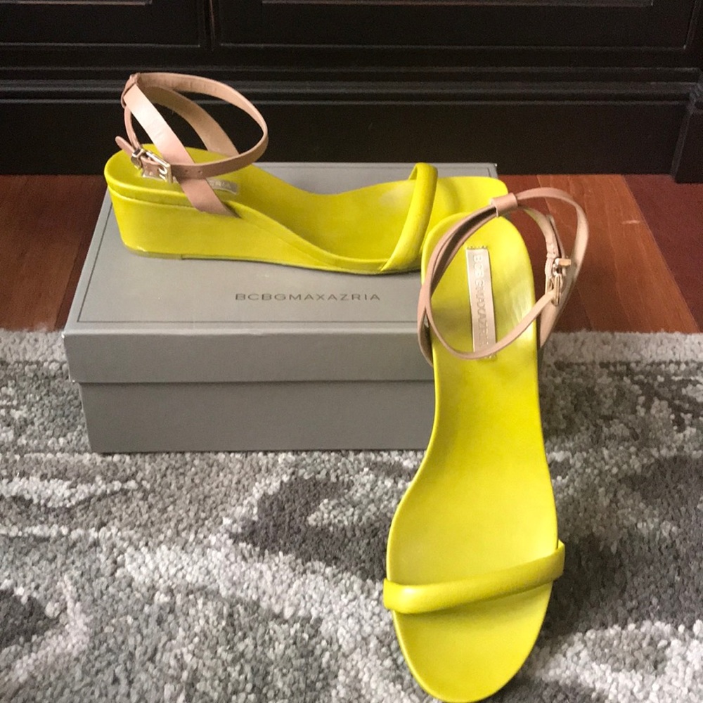 Leather BCBG Maxazria sandals